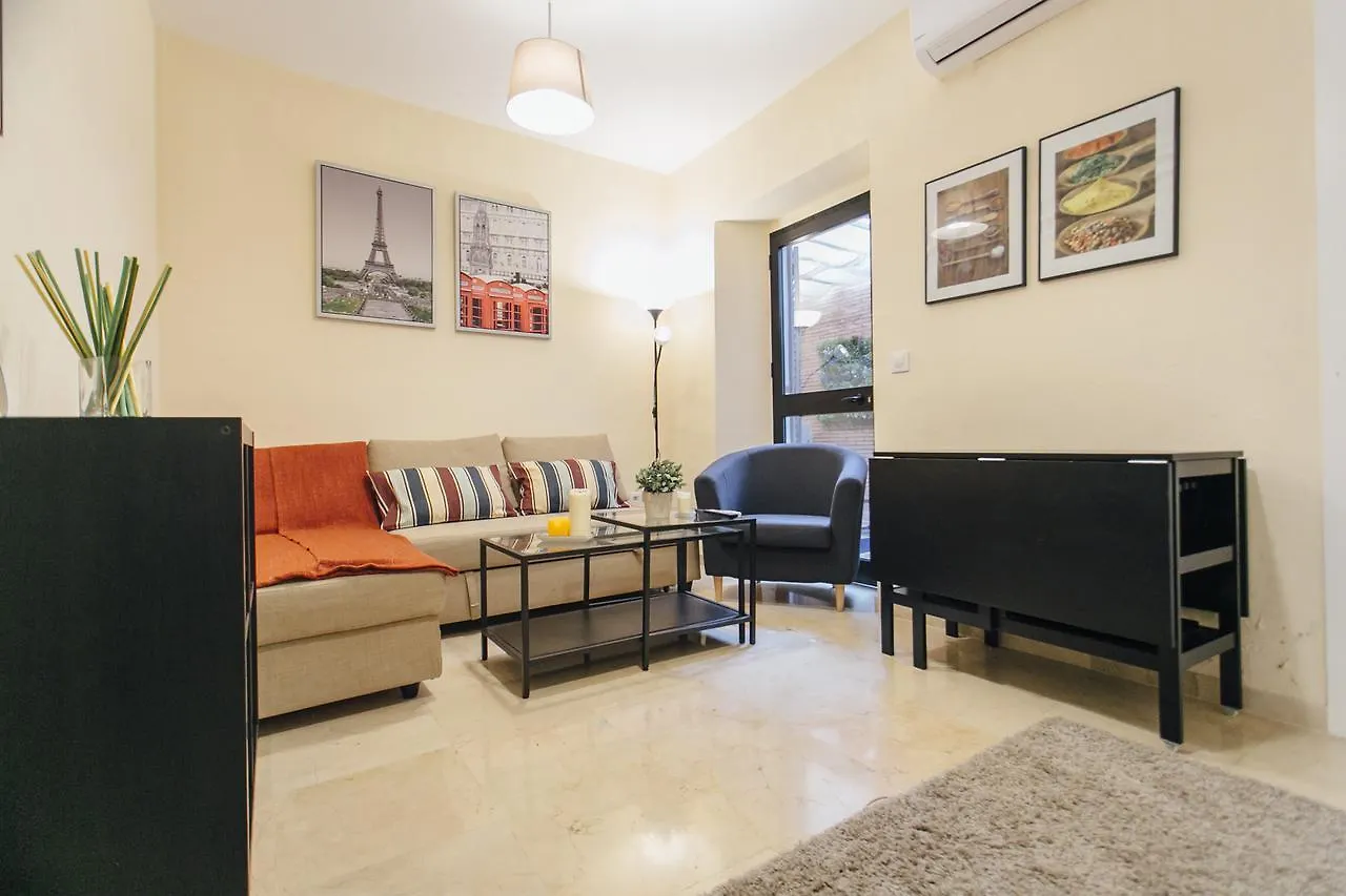 Hotel Conde De Ibarra 23 Sevilla 0*,